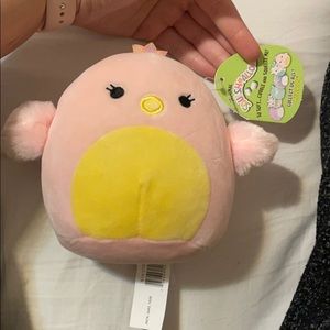 Chick squishmallow
